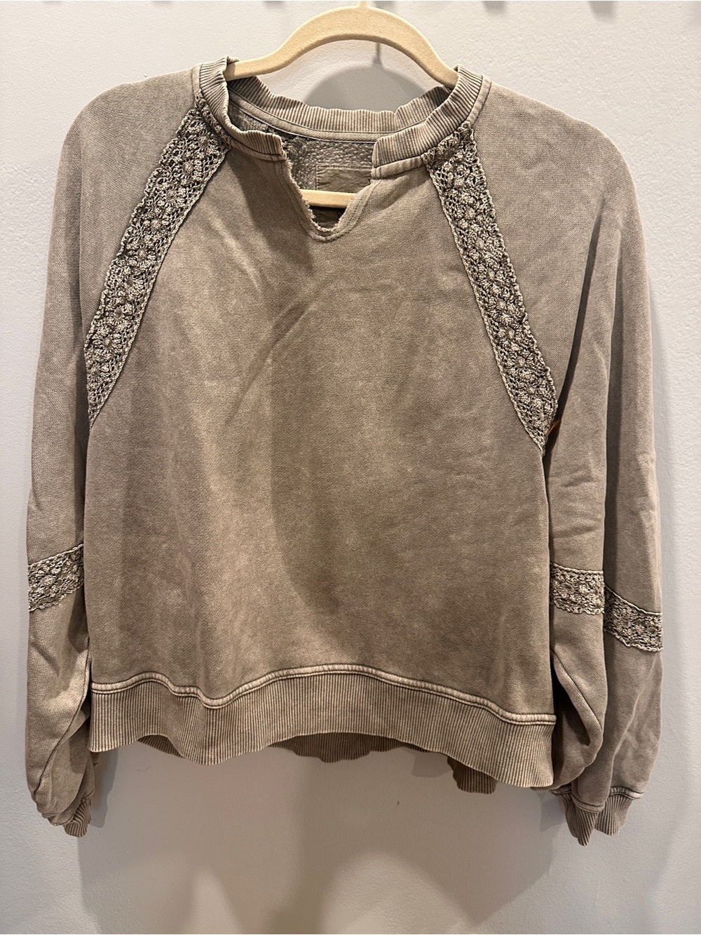 Aerie Washed Lace-Trim Pullover Sweatshirt